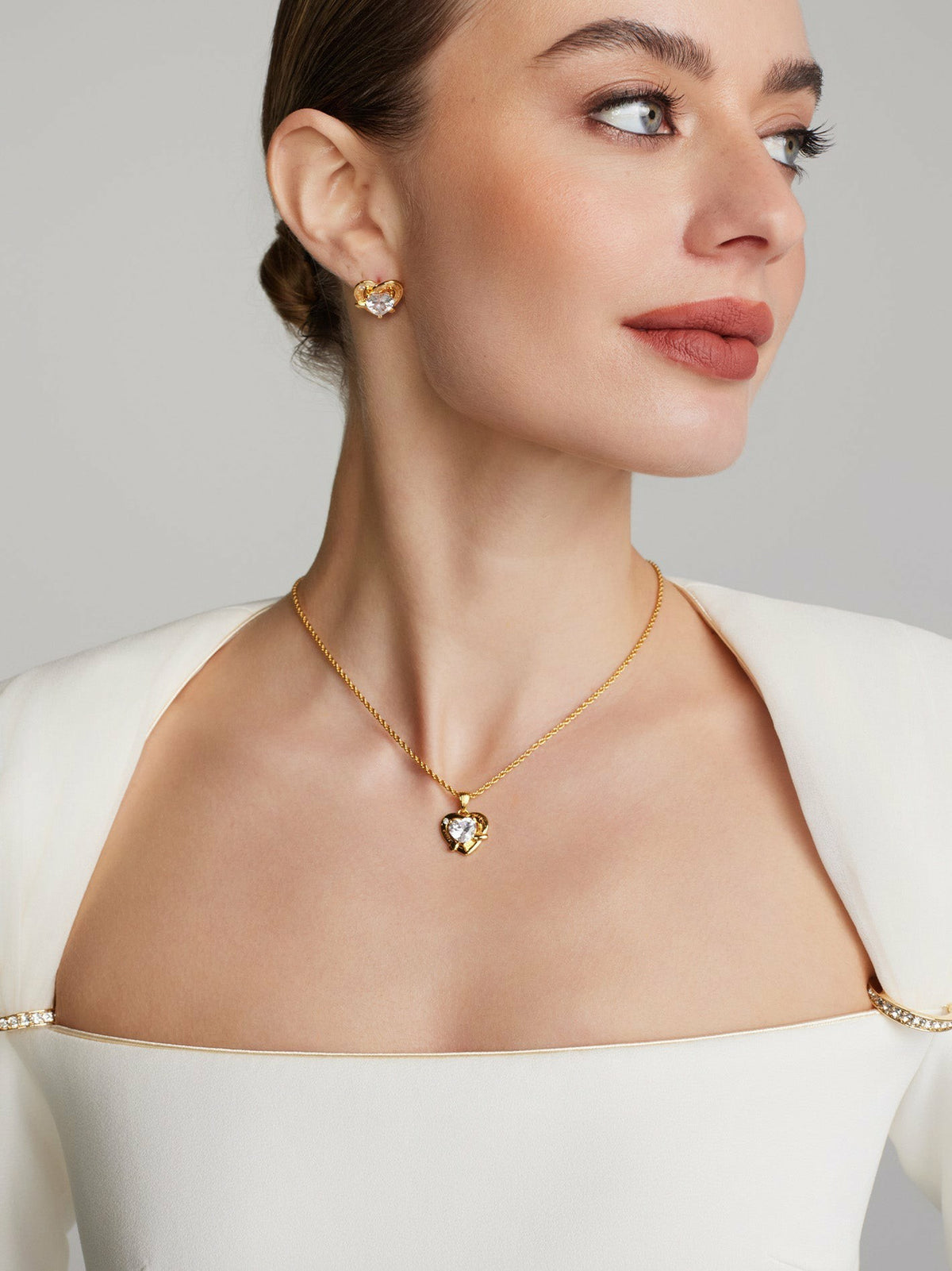 Luminous Grace: Gold Jewelry Set for Mother's Day Gift - Nana Jacqueline