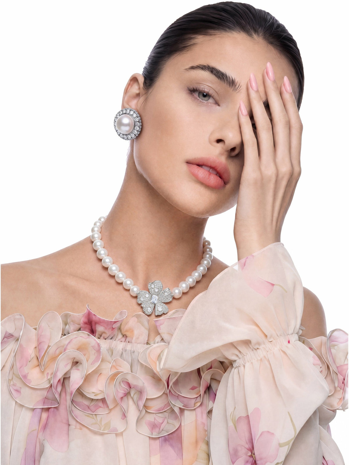 Bellina Floral Pearl White Necklace - Nana Jacqueline